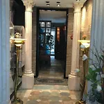 D'elite & Breakfast 4* Φεράρα