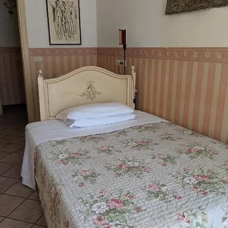 D'elite & Breakfast Bed & Breakfast 4*