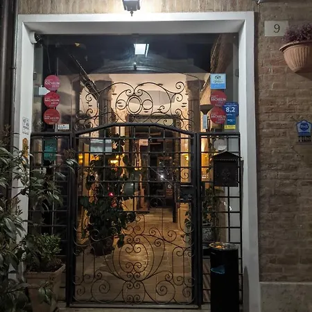 D'elite & Breakfast Bed & Breakfast 4*