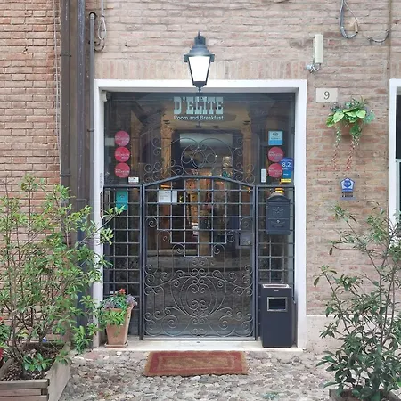 Bed and Breakfast D'elite & Breakfast Φεράρα