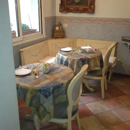 D'elite & Breakfast 4*