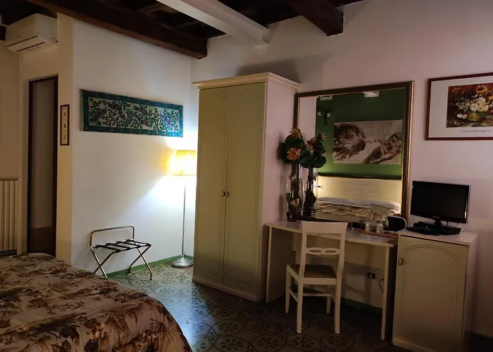 D'elite & Breakfast 4*